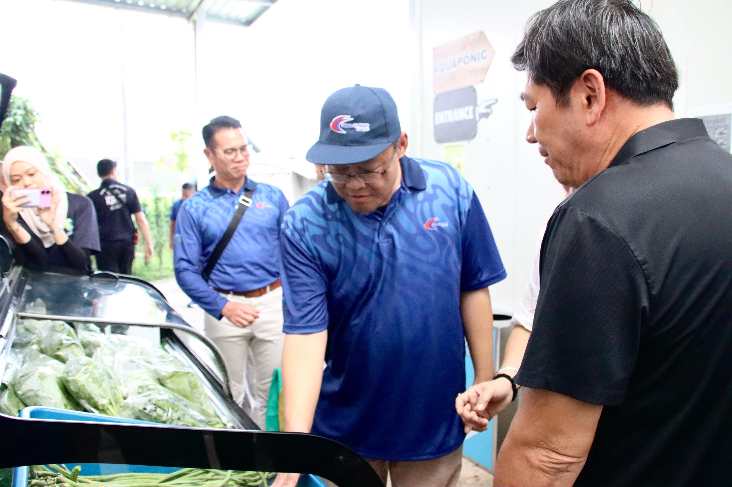 Lawatan Kerja Ketua Pengarah Perikanan Malaysia ke Borneo Empurau Farm & Resort